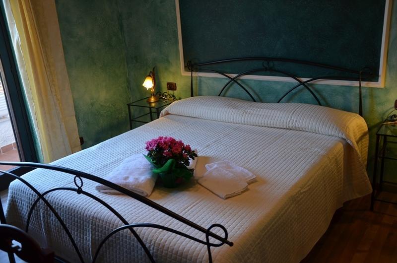 Bed and Breakfast Relais Maria Luisa Locazione Turistica Di Simona Capaccio Ф'юмічіно Номер фото