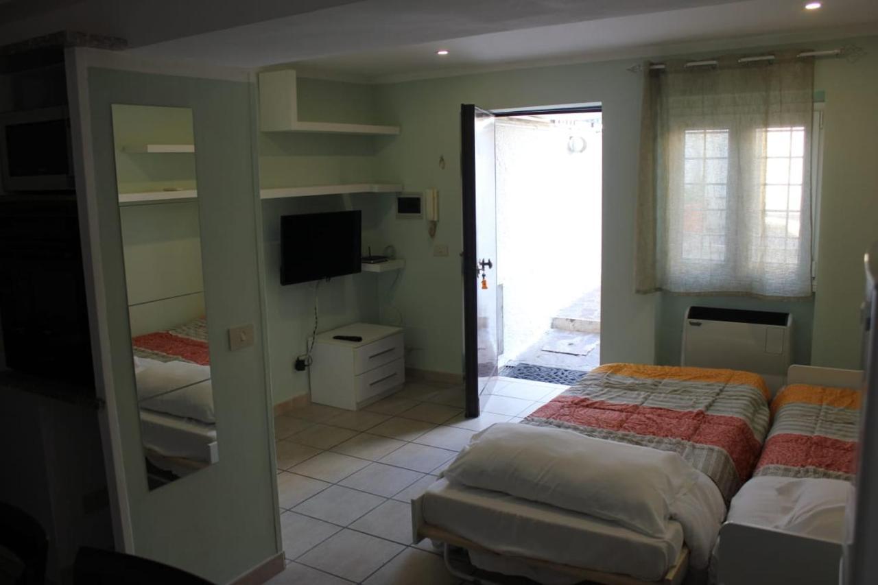 Bed and Breakfast Relais Maria Luisa Locazione Turistica Di Simona Capaccio Ф'юмічіно Екстер'єр фото