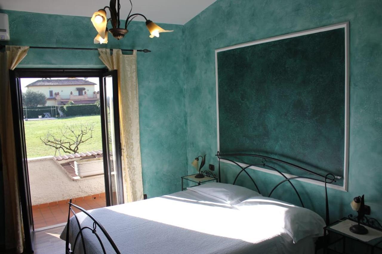 Bed and Breakfast Relais Maria Luisa Locazione Turistica Di Simona Capaccio Ф'юмічіно Екстер'єр фото