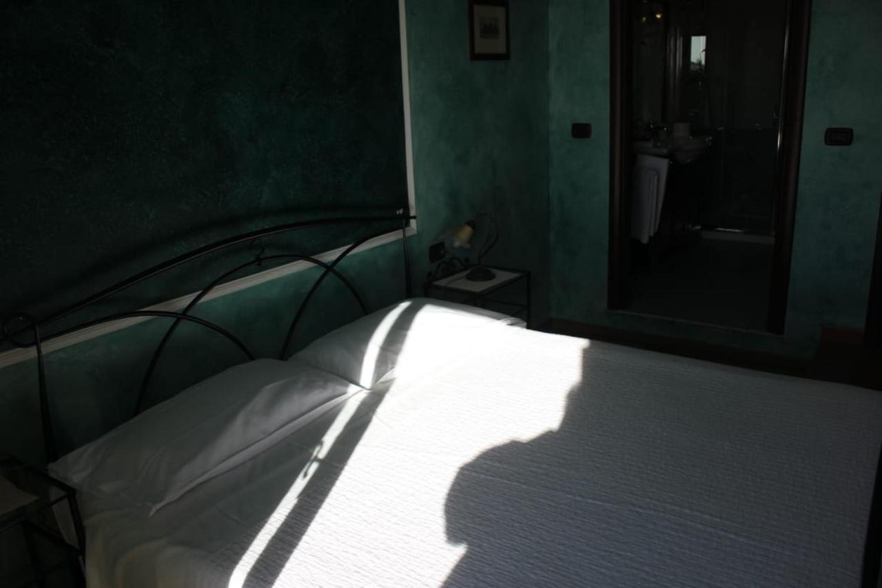 Bed and Breakfast Relais Maria Luisa Locazione Turistica Di Simona Capaccio Ф'юмічіно Екстер'єр фото